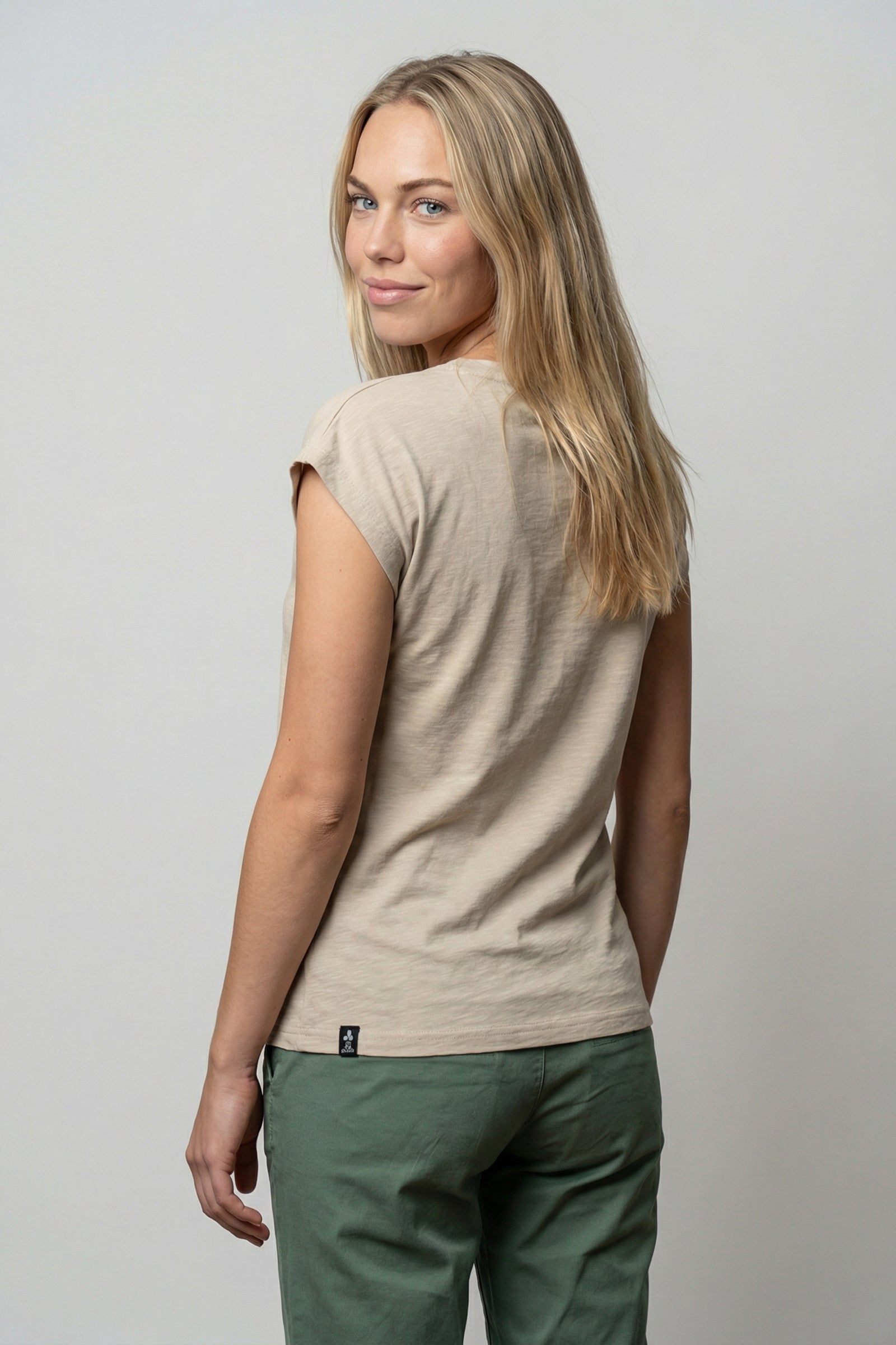 SigridAK P Shirt Embrace Butterfly Beige