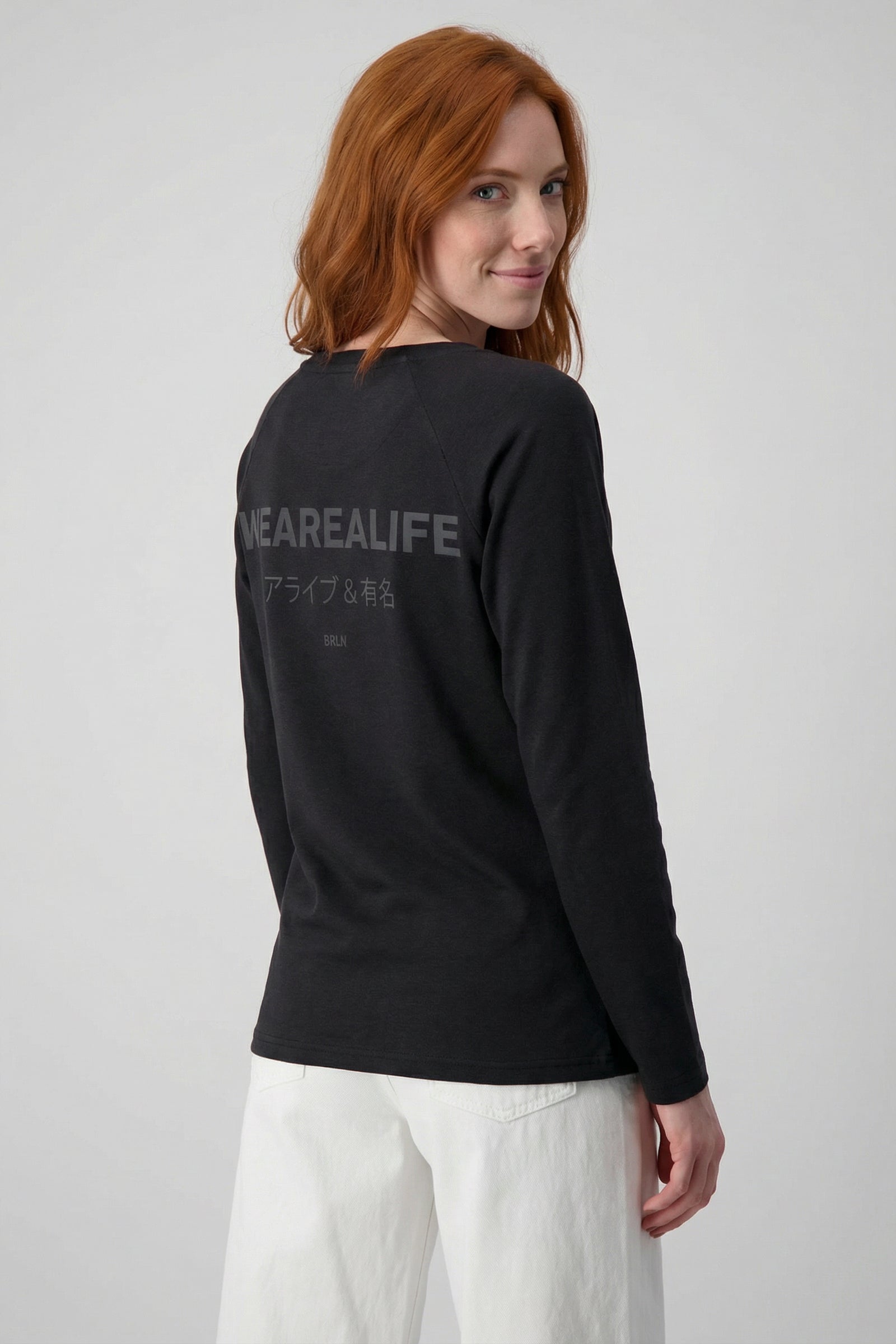 GaiaAK P Longsleeve We are Alife JPN Schwarz