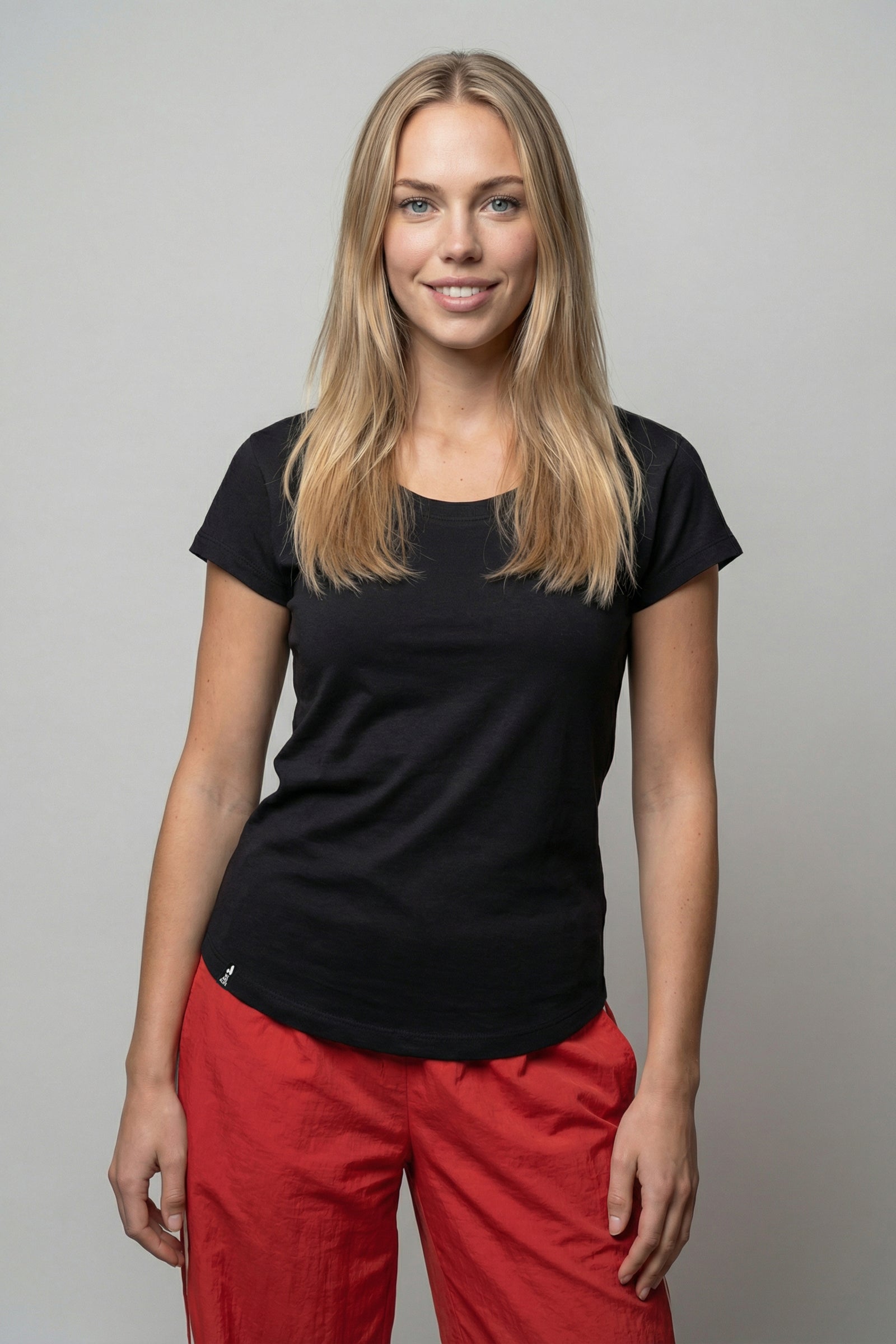 EiraAK P Shirt We are Alife JPN Schwarz