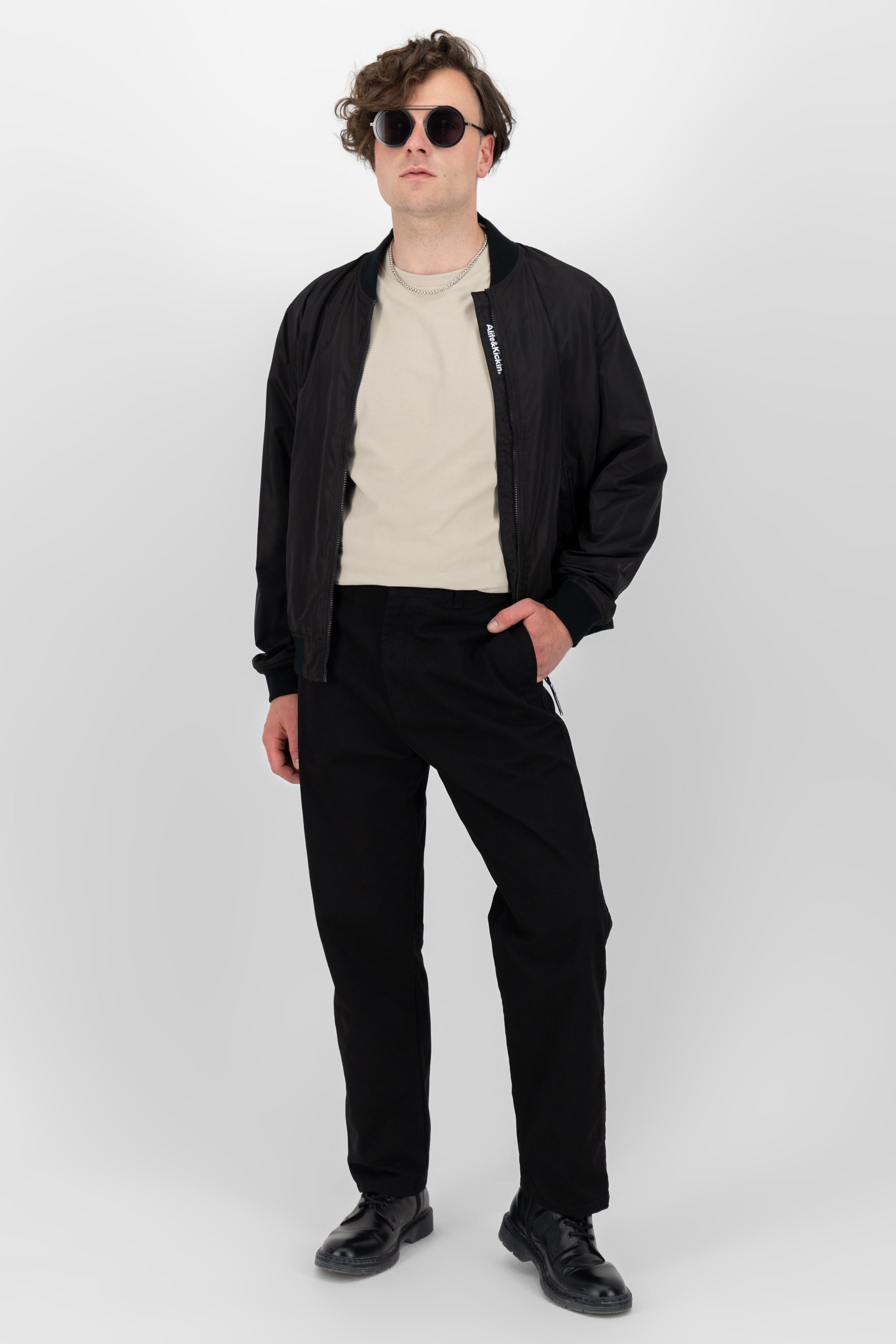 MaddoxAK A Shirt Beige