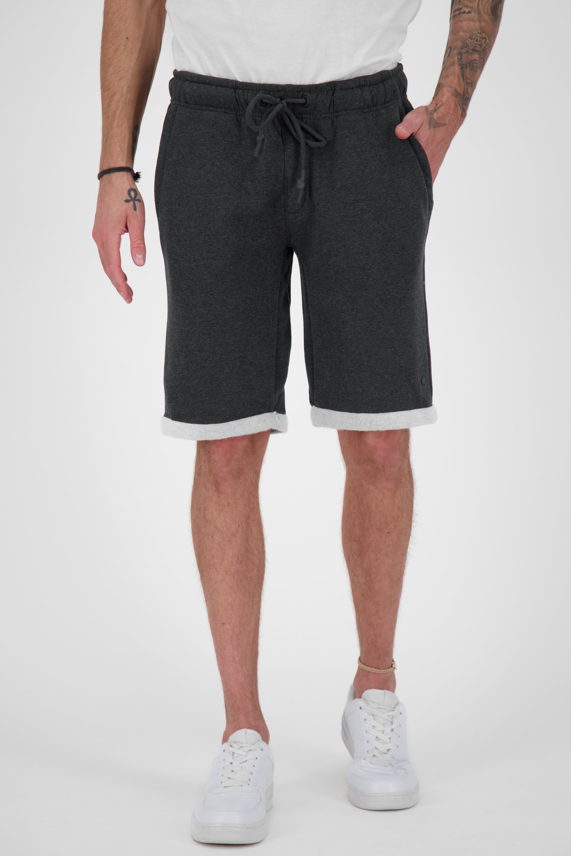 JumperAK A Herrenshorts - bequemer und stylischer Look für Herren Schwarz