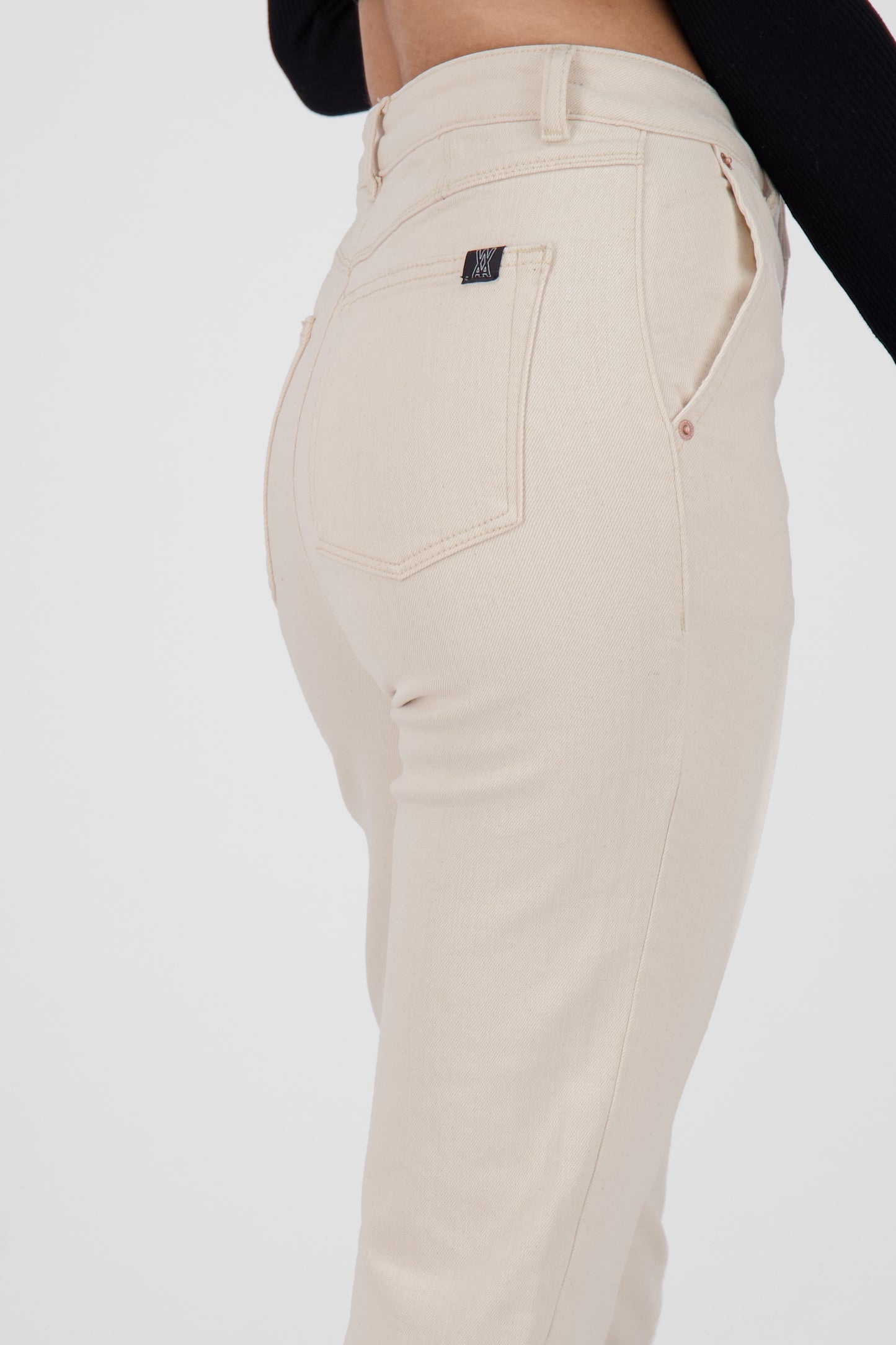 LaureenAK DNM R - Trendige High-Waist Damen Jeans Beige
