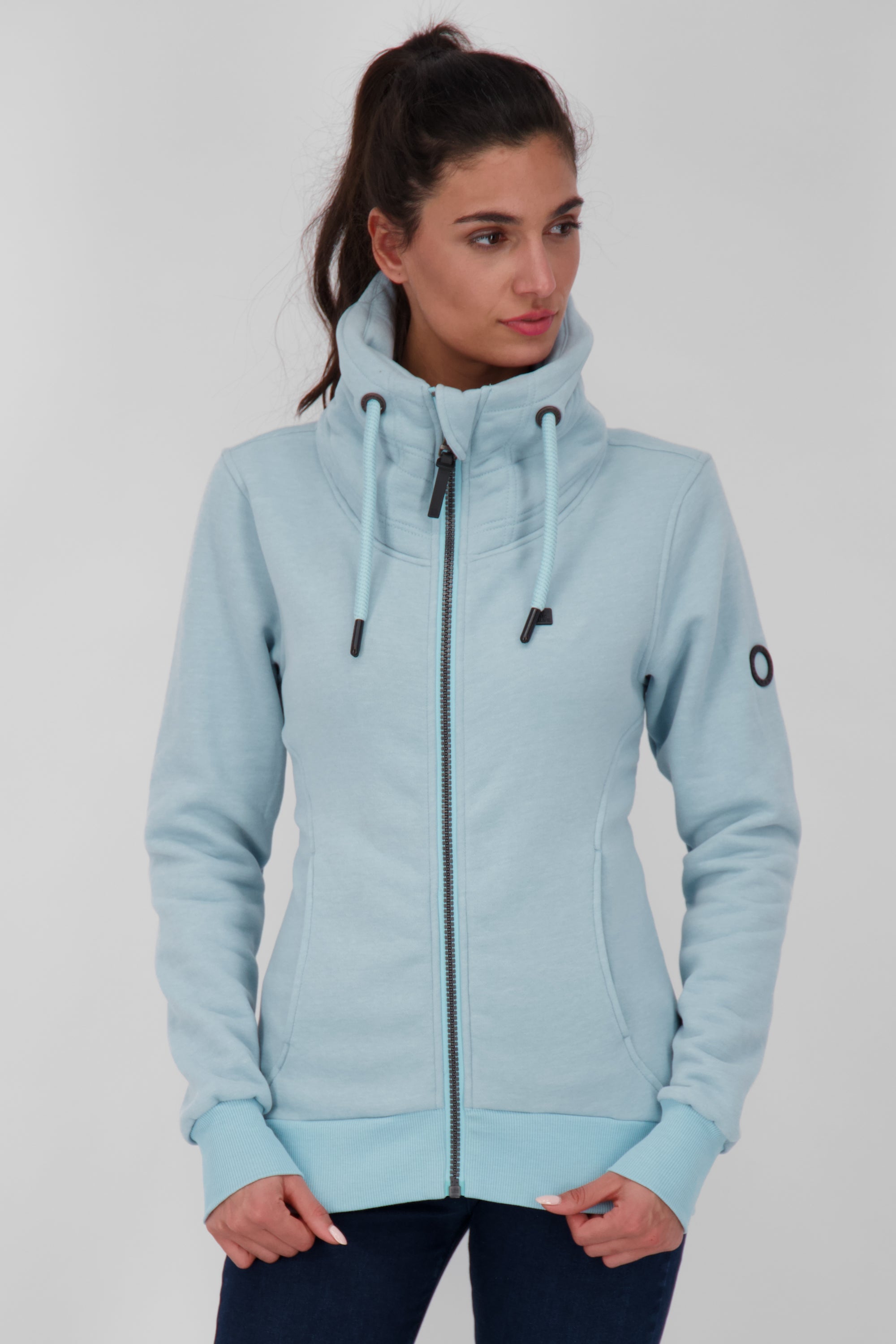 Sommerliche Sweatjacke VivianAK - Weiche Qualität für trendige Looks Hellblau