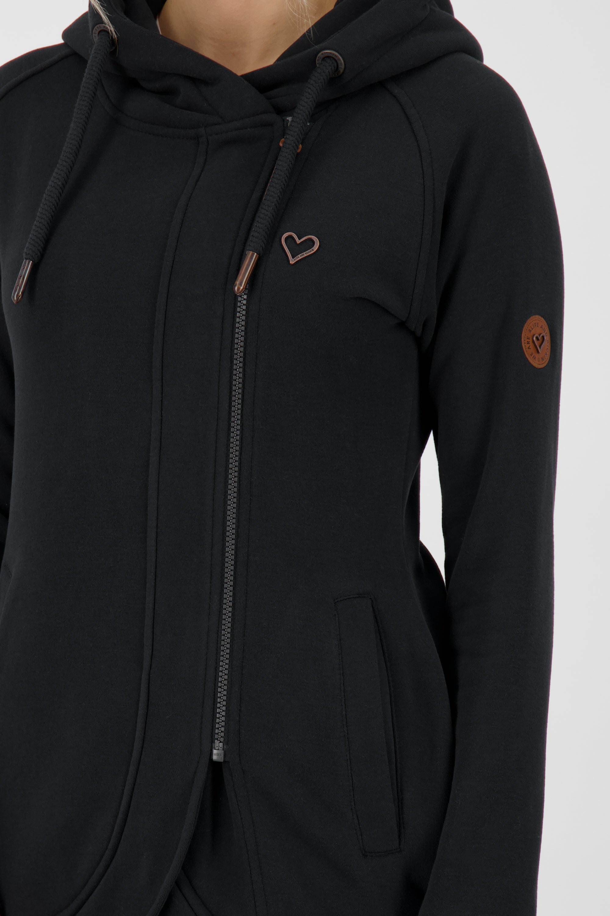 Komfortable Damen-Sweatjacke mit Kapuze MaryAK A Schwarz