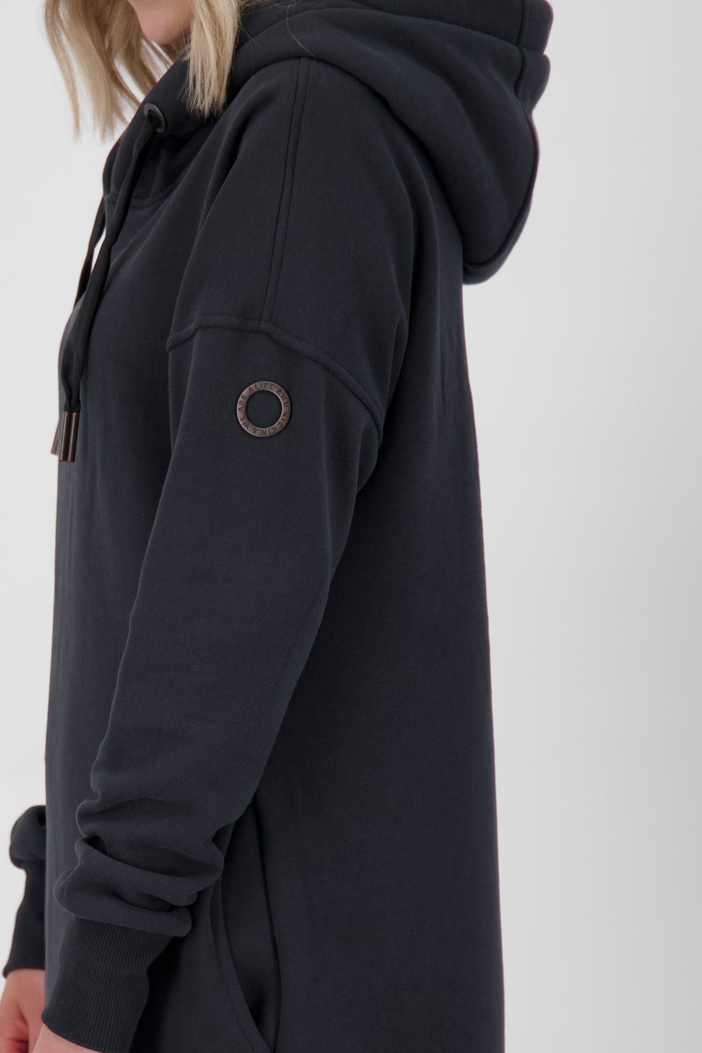 HelenaAK A Sweatkleid ein Vielseitiger Style für jede Gelegenheit Schwarz