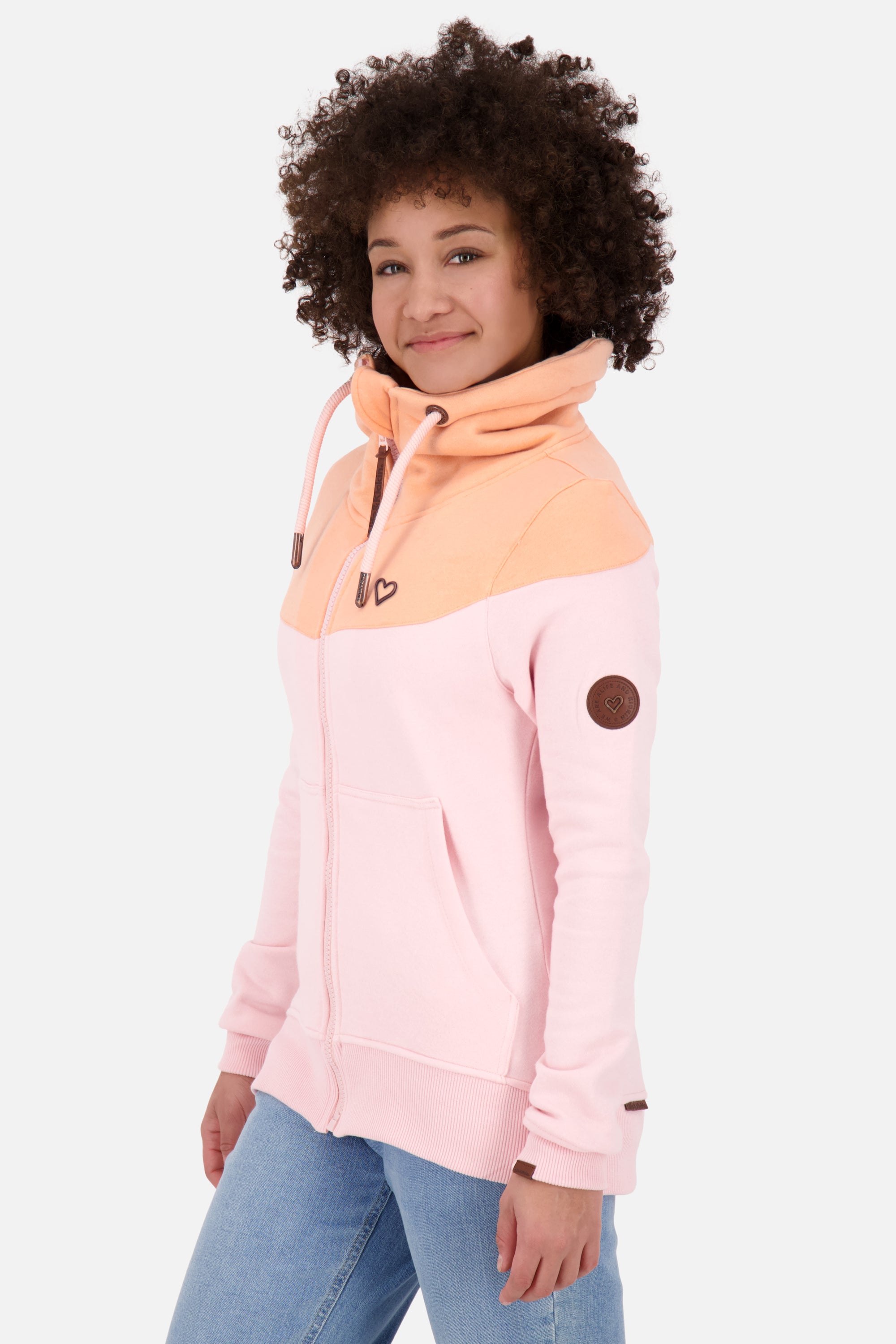 ValenaAK A - Leicht taillierte Damensweatjacke von Alife and Kickin Rosa