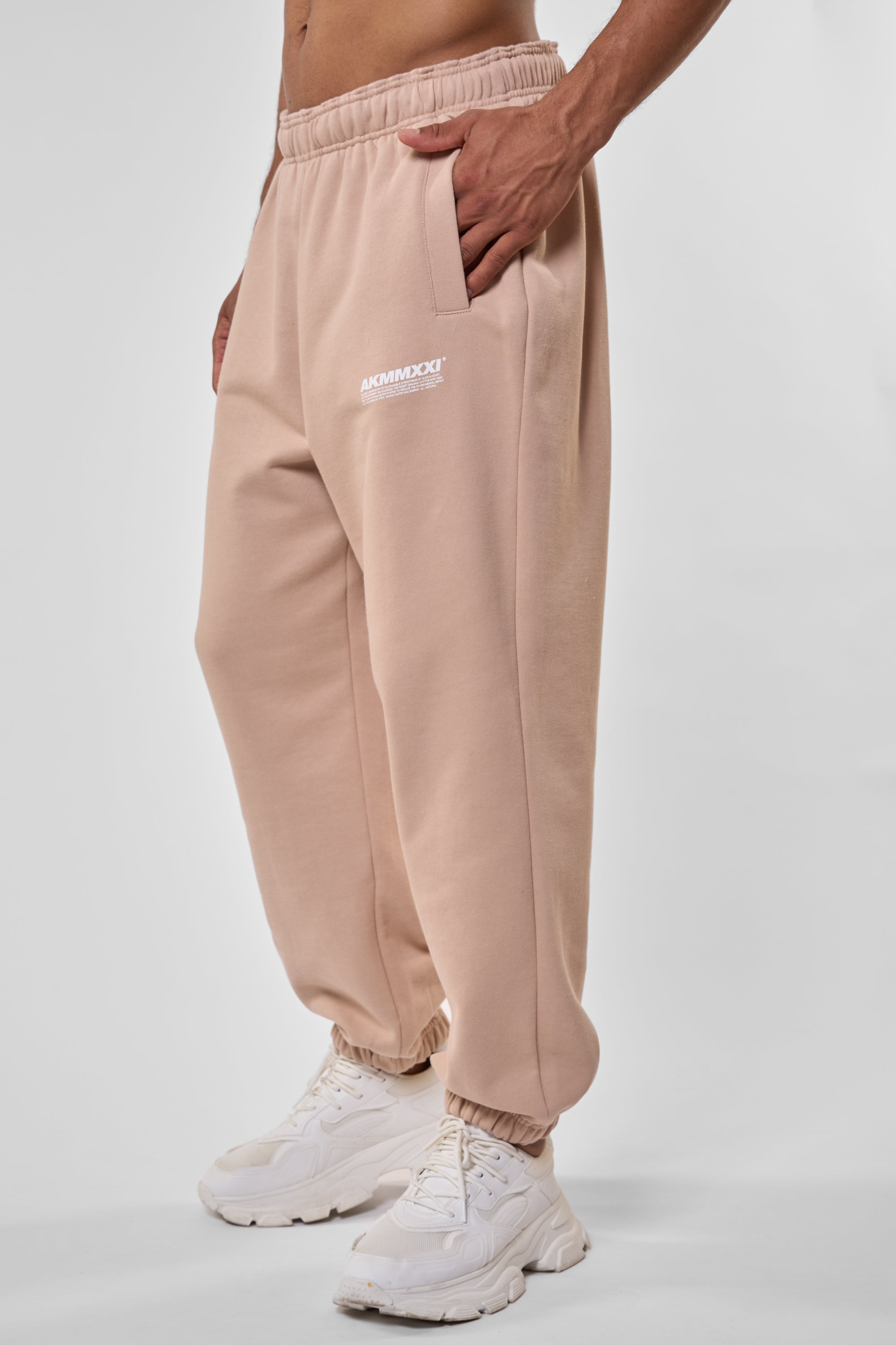 Nachhaltig produzierte Sweatpant PlutoAK A - der perfekte Begleiter für jeden Tag Beige