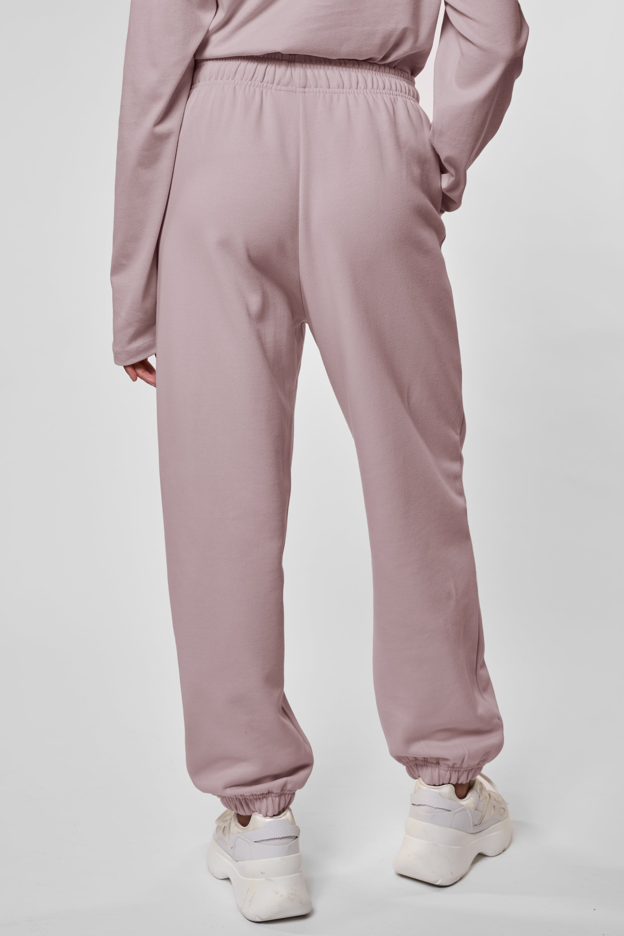 Nachhaltig produzierte Sweatpant PlutoAK A - der perfekte Begleiter für jeden Tag Rosa