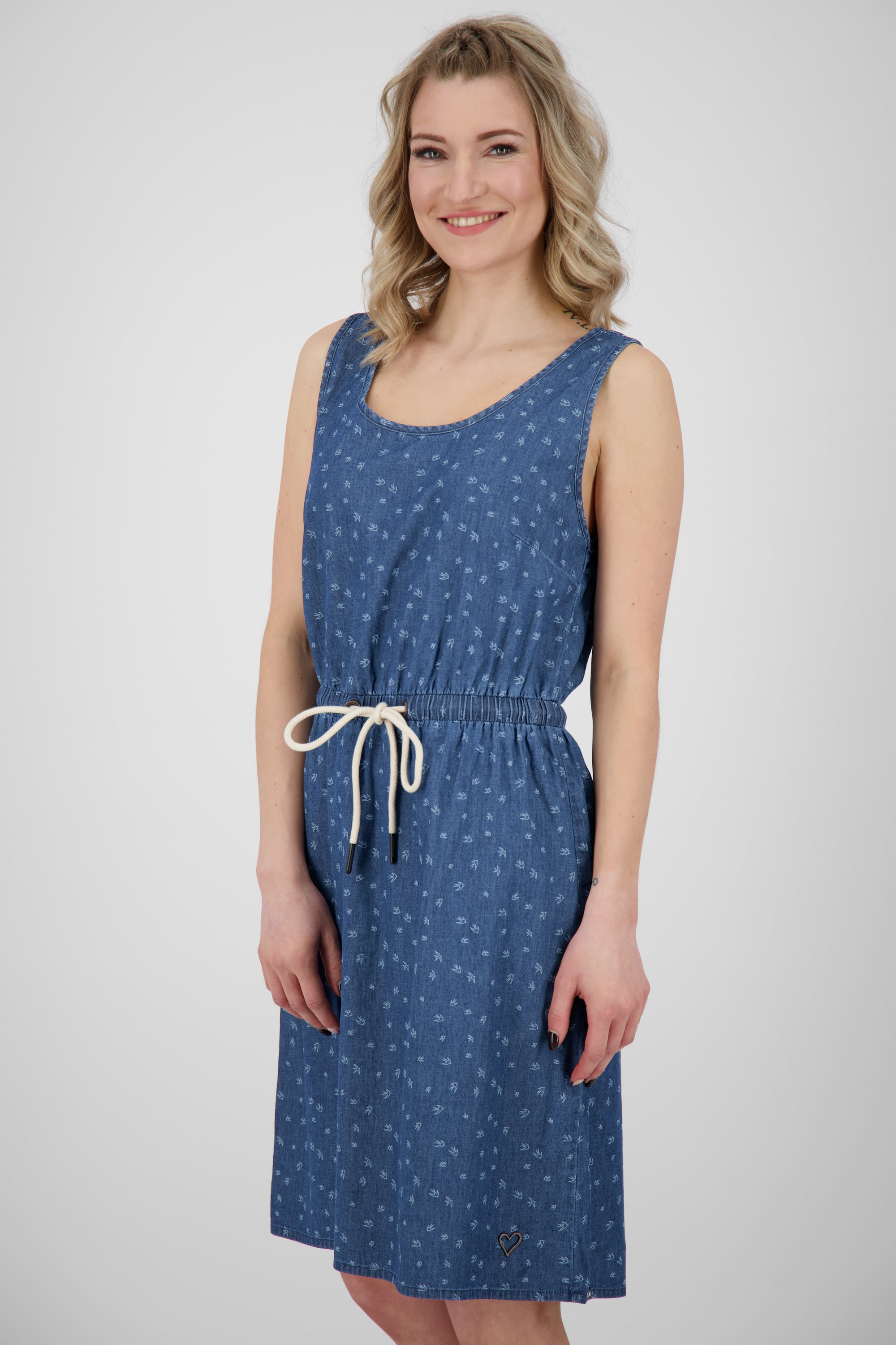 Sommerkleid DojaAK DNM B - Trendy Denim-Look für Damen Dunkelblau