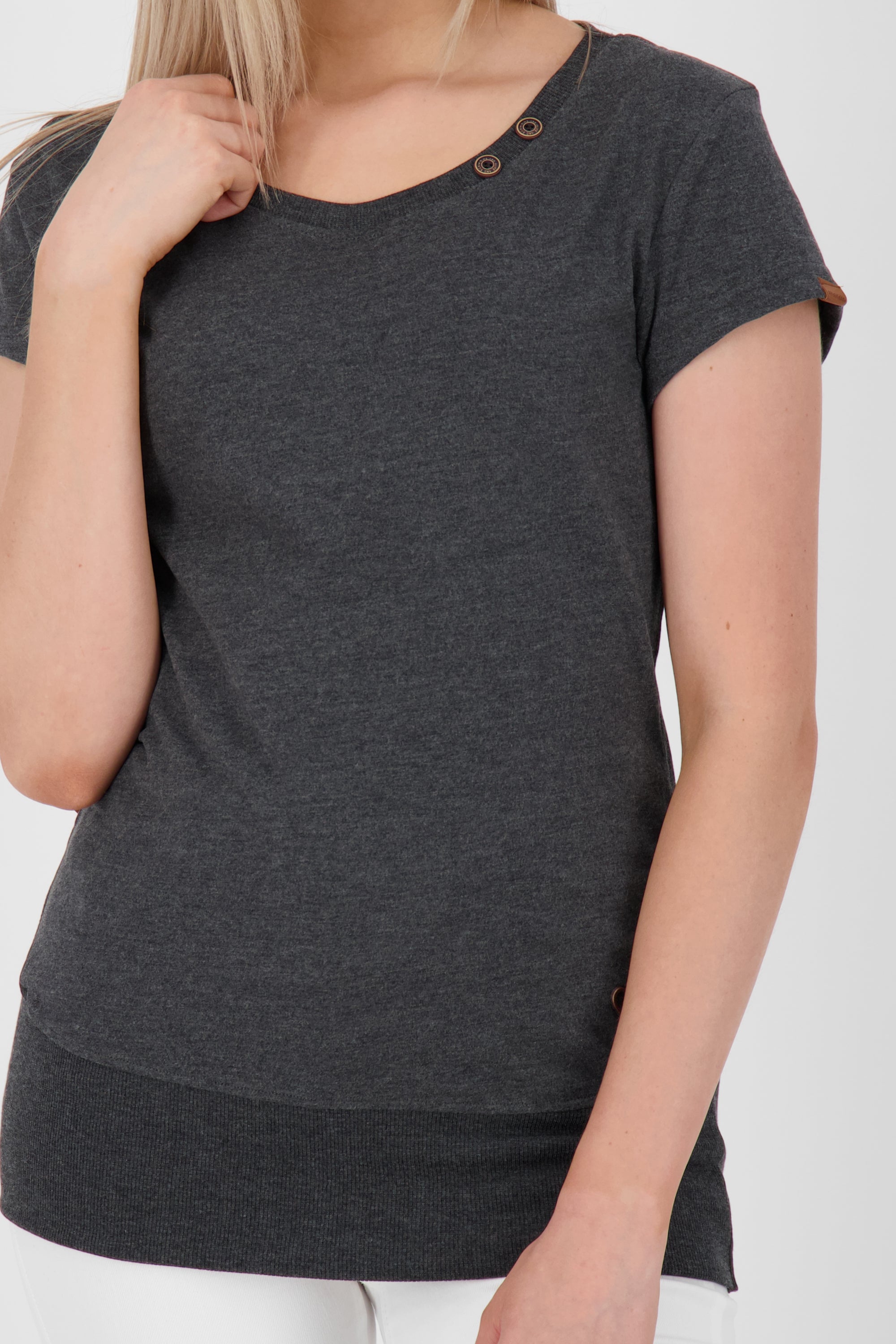 Bereit für den Sommer: CocoAK A T-Shirt mit betonter Silhouette für Damen Schwarz