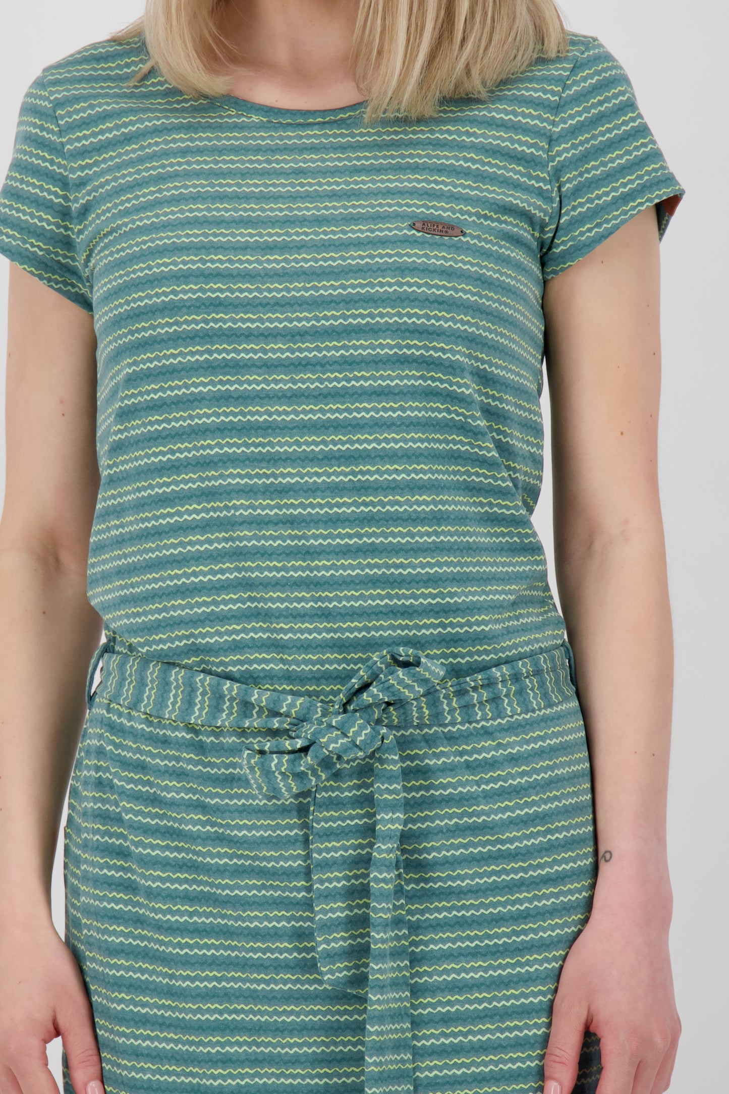 TheaAK Damenkleid mit Allover-Print für den perfekten Sommer-Look Dunkelgrün