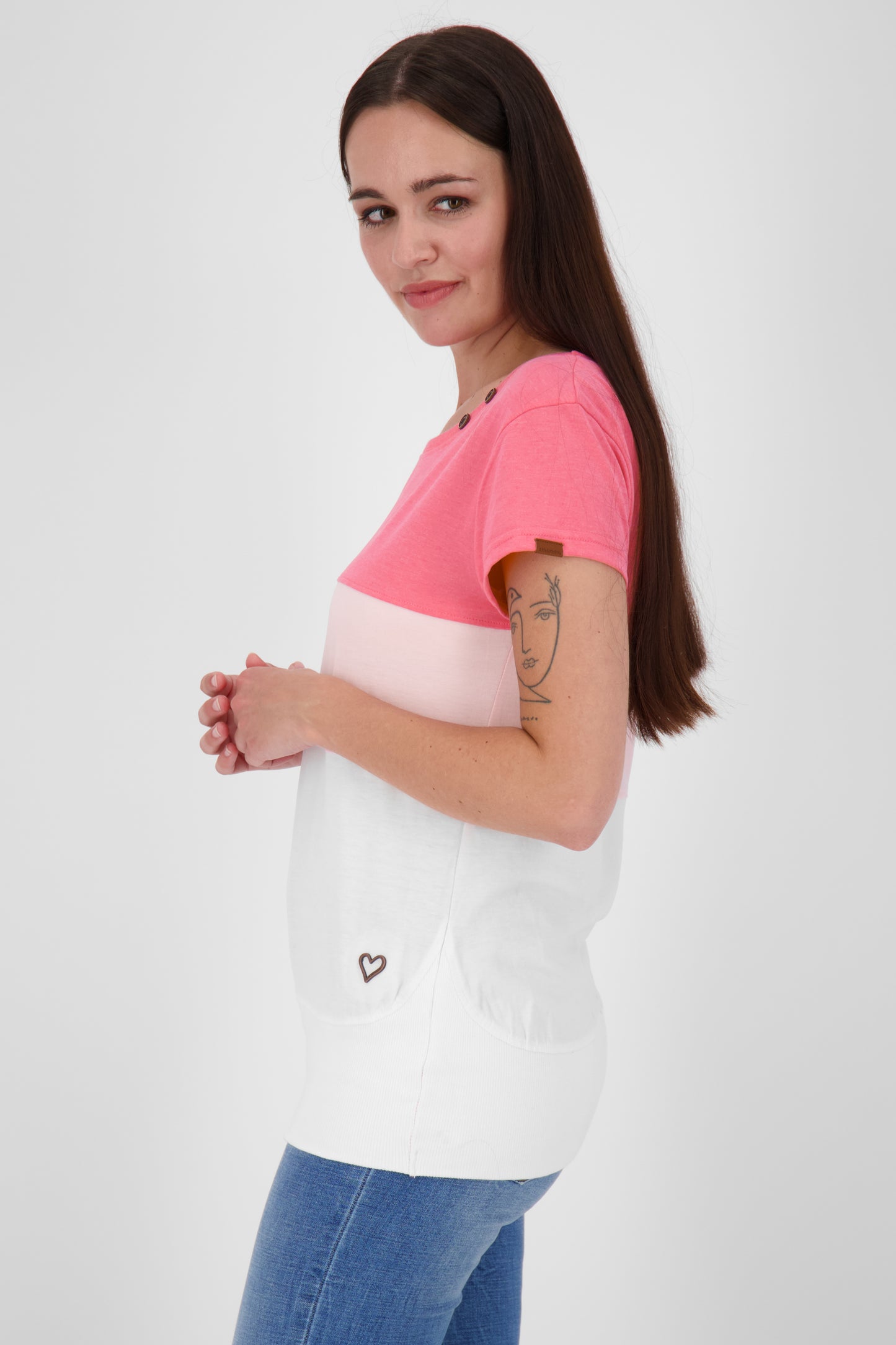 Vielseitiges Damenshirt CoraAK - Casualmode mit Schwung Pink
