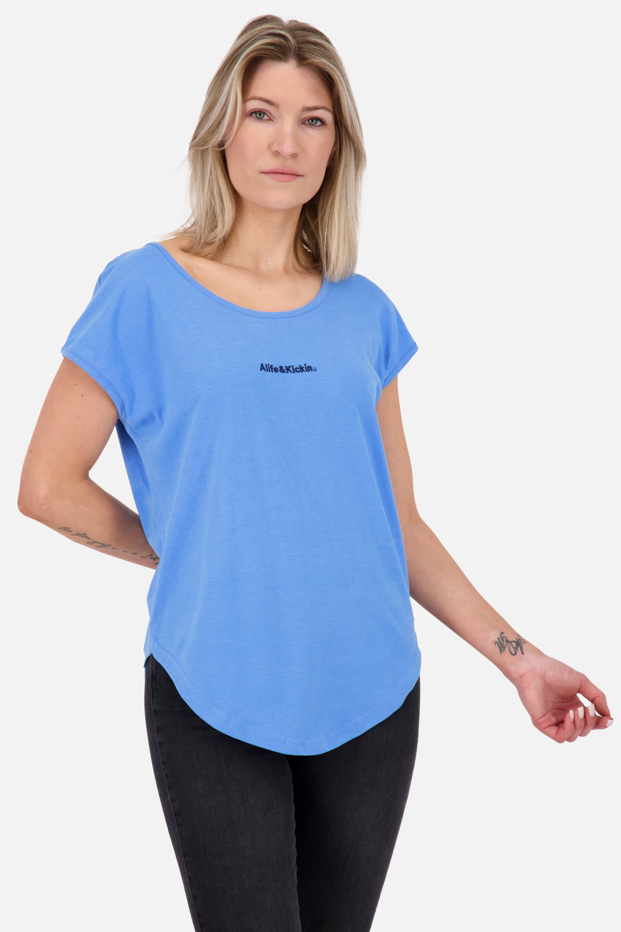 Luftig leicht und sportlich: Das Damen-T-Shirt SelinaAK E  Blau