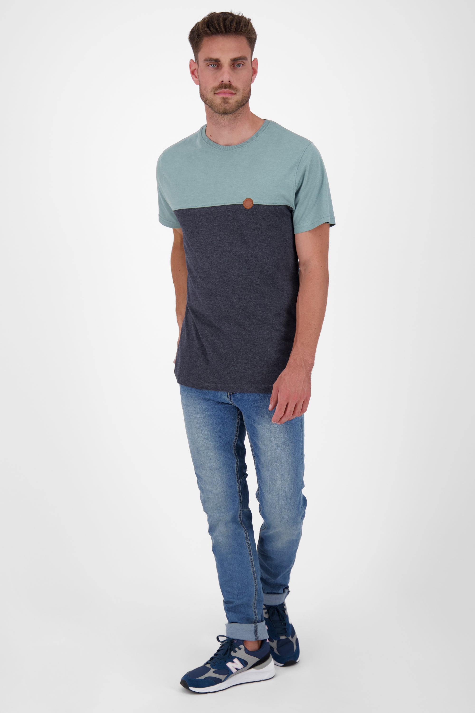 LeoAK: Trendiges Herren-T-Shirt für individuelle Styles Dunkelblau