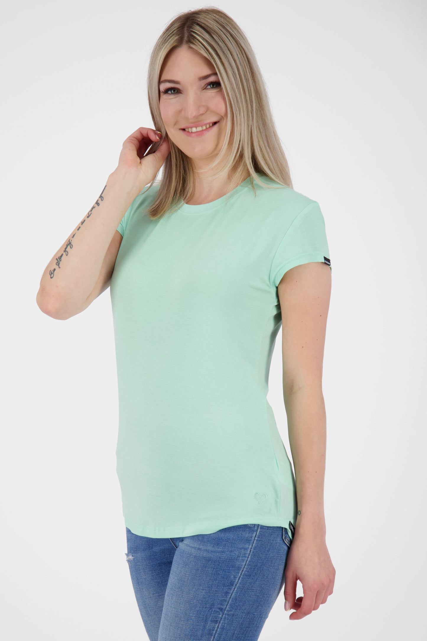 Vielseitiges Basic-Shirt für stylische Outfits: MimmyAK A von Alife and Kickin Hellgrün